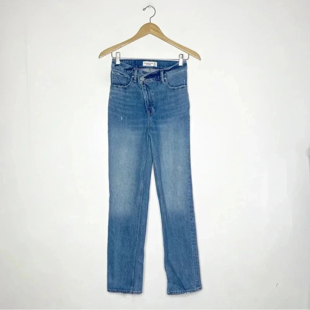 Abercrombie & Fitch Jeans The 90's Straight Leg Ultra High Rise Jeans Size 0